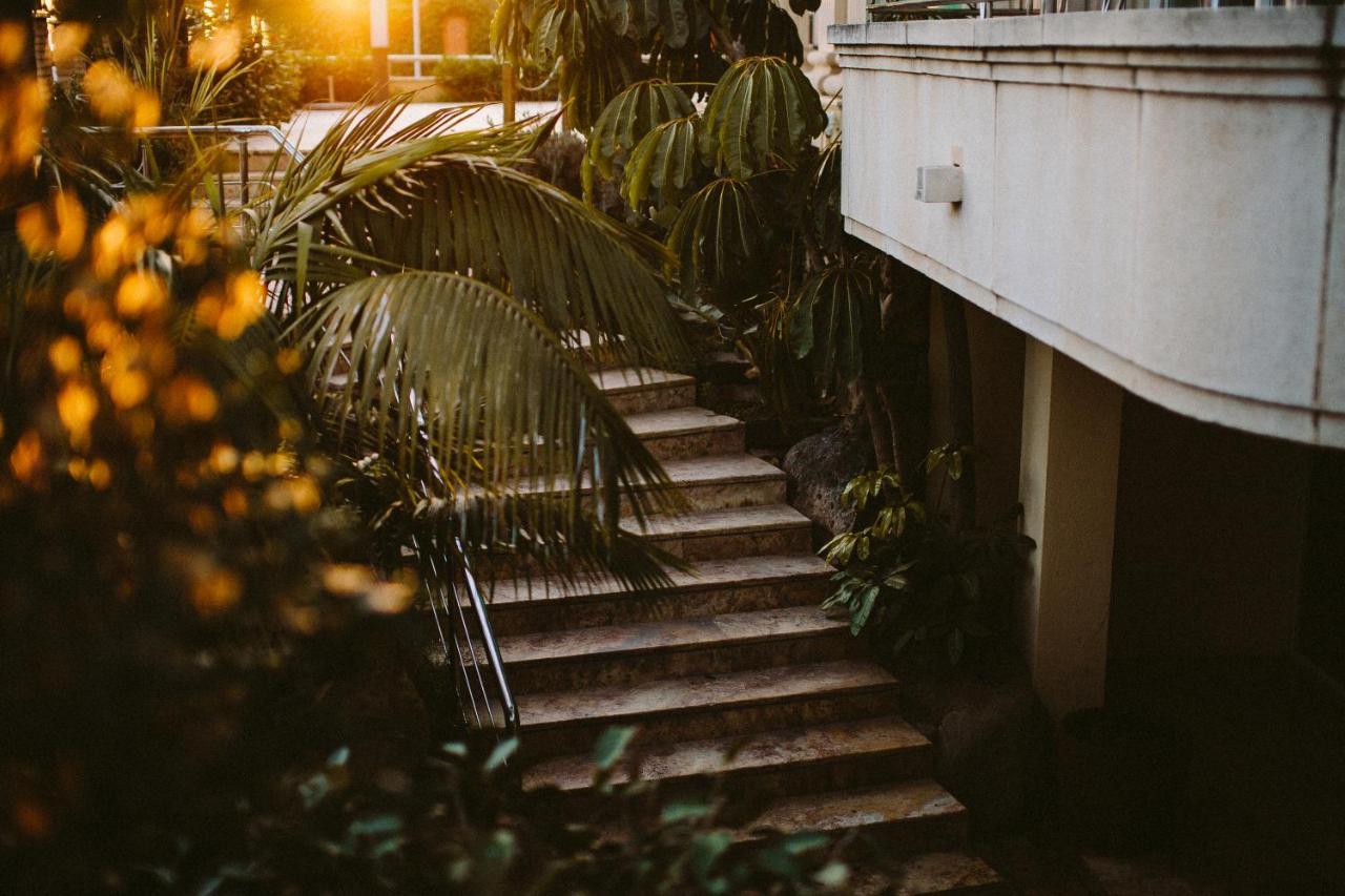 Marea Aparthotel Vilanova i la Geltrú Exterior foto